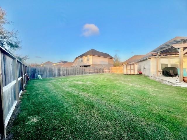 862 Sand Crab Lane, La Marque, TX 77568