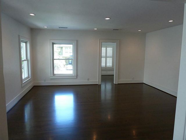408 Avondale 2, Houston, TX 77006
