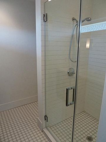 408 Avondale 2, Houston, TX 77006