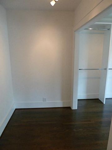 408 Avondale 2, Houston, TX 77006