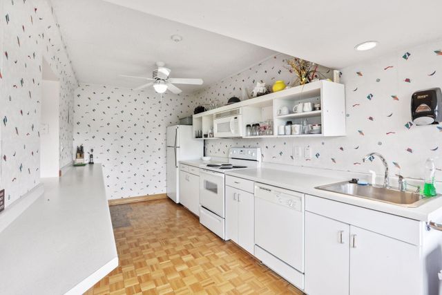 1920 S 1st Street 1302, Minneapolis, MN 55454