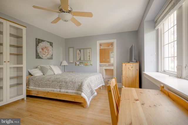 324 HOLMECREST RD, Jenkintown, PA 19046