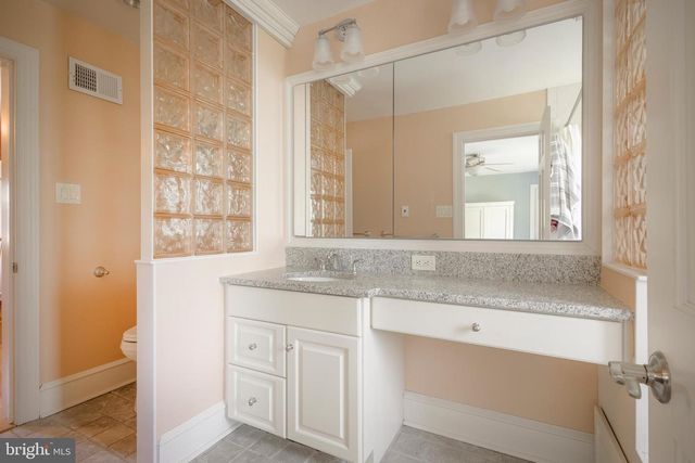 324 HOLMECREST RD, Jenkintown, PA 19046