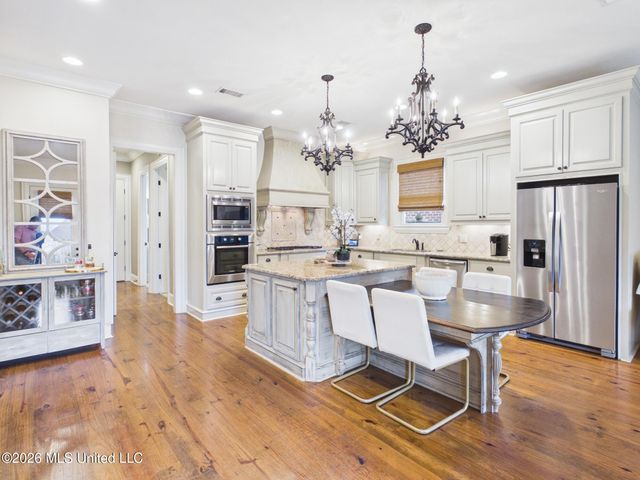 125 Belle Court, Madison, MS 39110