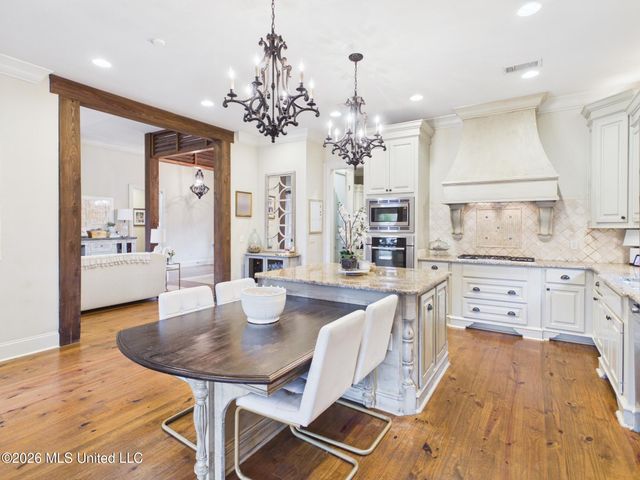 125 Belle Court, Madison, MS 39110