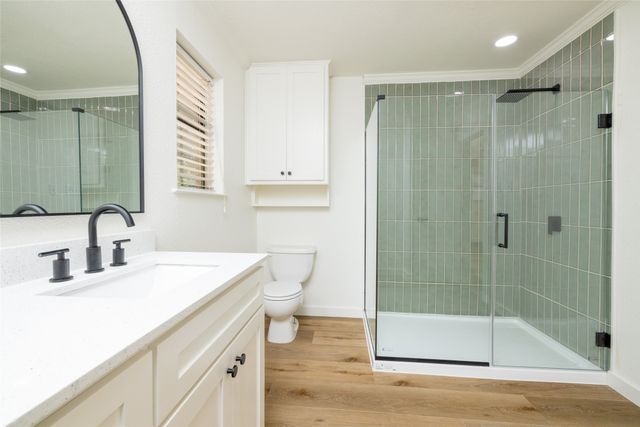 633 NW Chisholm Road, Burleson, TX 76028