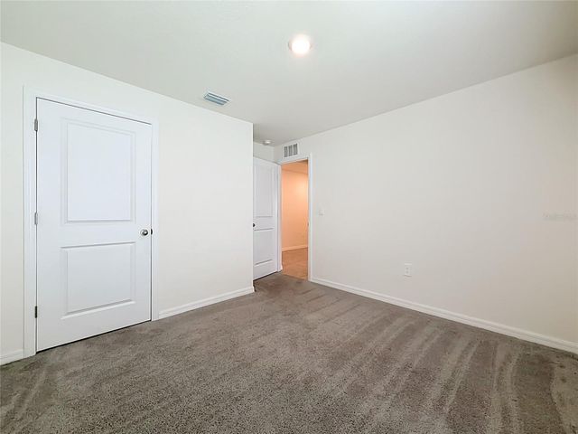 6698 SE 3RD LOOP, Ocala, FL 34472