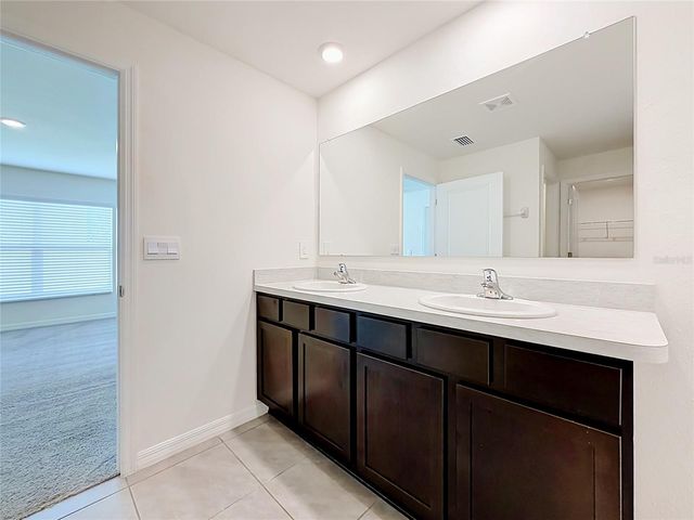 6698 SE 3RD LOOP, Ocala, FL 34472