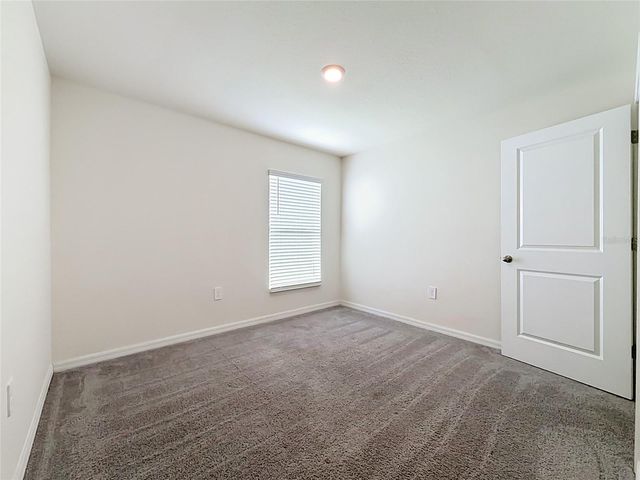 6698 SE 3RD LOOP, Ocala, FL 34472