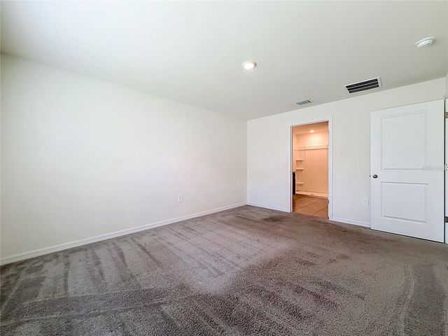 6698 SE 3RD LOOP, Ocala, FL 34472