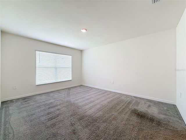 6698 SE 3RD LOOP, Ocala, FL 34472