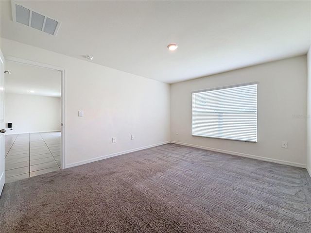 6698 SE 3RD LOOP, Ocala, FL 34472