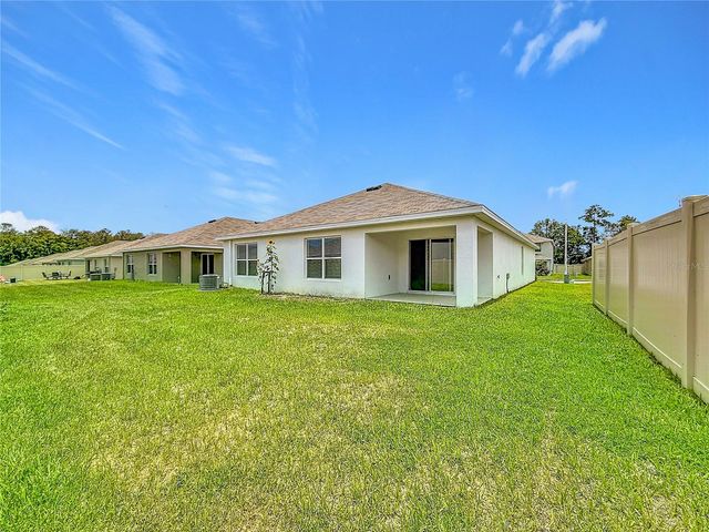 6698 SE 3RD LOOP, Ocala, FL 34472