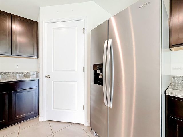 6698 SE 3RD LOOP, Ocala, FL 34472