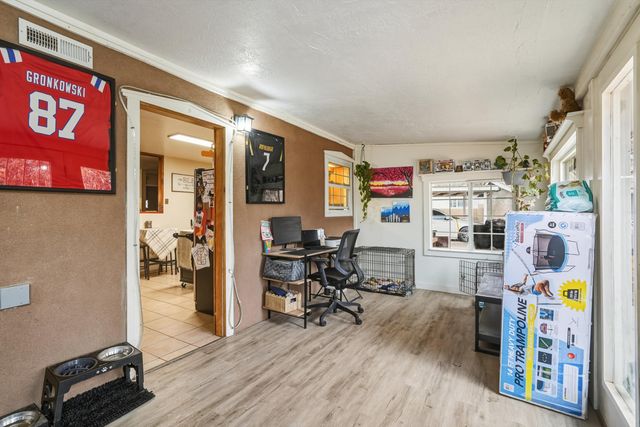 200 Campbell Avenue, Belen, NM 87002