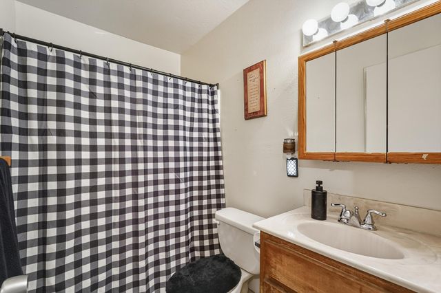 200 Campbell Avenue, Belen, NM 87002