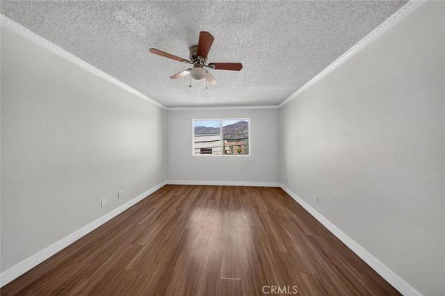 333 Burchett Street 206, Glendale, CA 91203