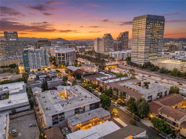 333 Burchett Street 206, Glendale, CA 91203