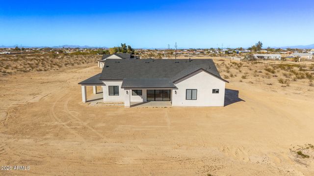 33227 W SUNLAND Avenue, Tonopah, AZ 85354