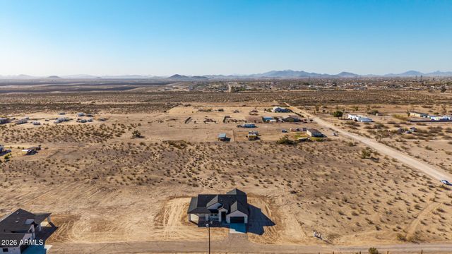 33227 W SUNLAND Avenue, Tonopah, AZ 85354