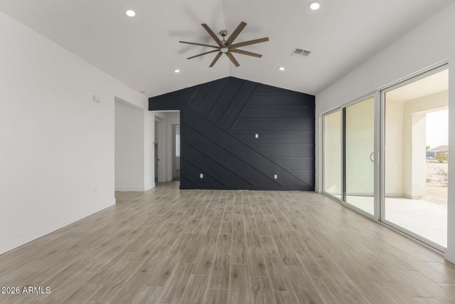 33227 W SUNLAND Avenue, Tonopah, AZ 85354