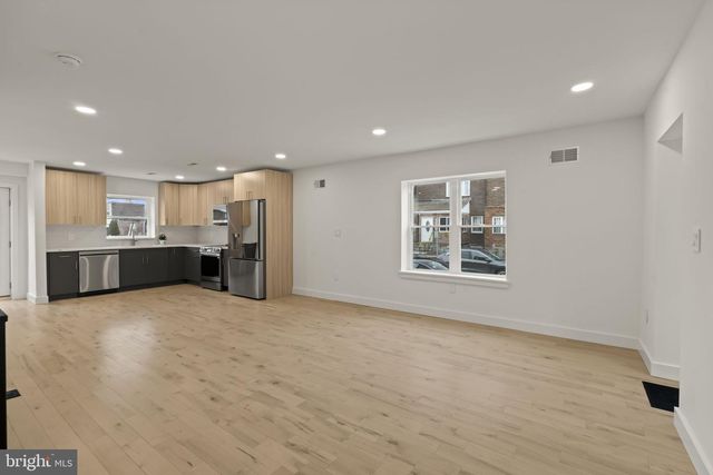 2747 S BEULAH ST, Philadelphia, PA 19148