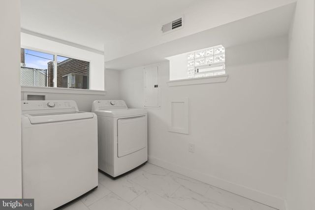 2747 S BEULAH ST, Philadelphia, PA 19148