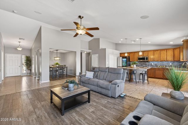 43222 W PALMEN Drive, Maricopa, AZ 85138