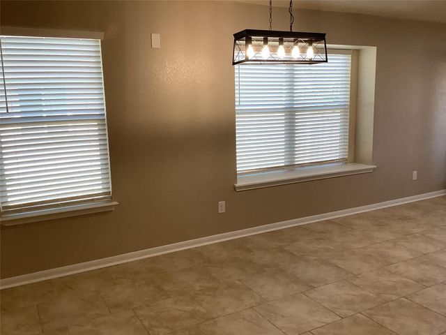 119 Hoya LN, San Marcos, TX 78666