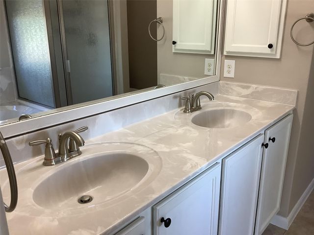 119 Hoya LN, San Marcos, TX 78666