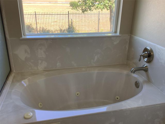 119 Hoya LN, San Marcos, TX 78666