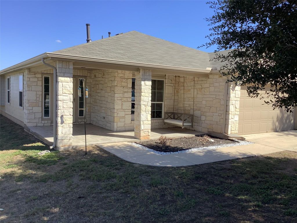 119 Hoya LN, San Marcos, TX 78666