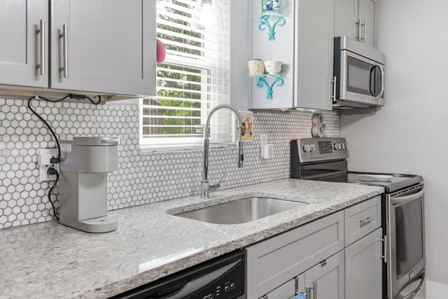 504 Norton Ave, Nashville, TN 37207