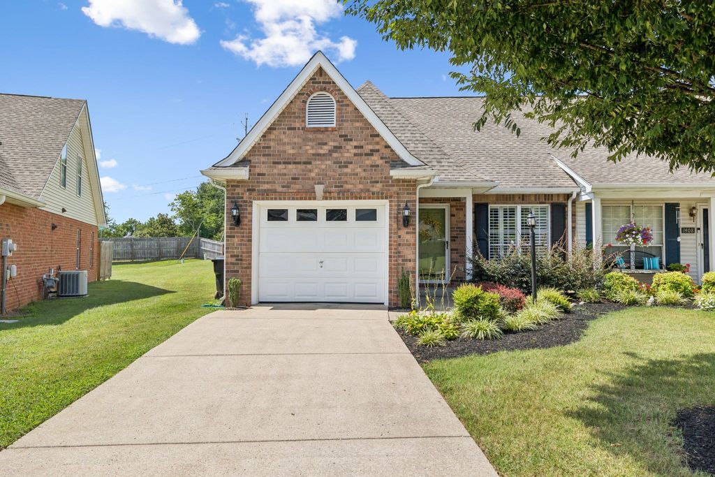 1410 Anita Ct, Murfreesboro, TN 37130