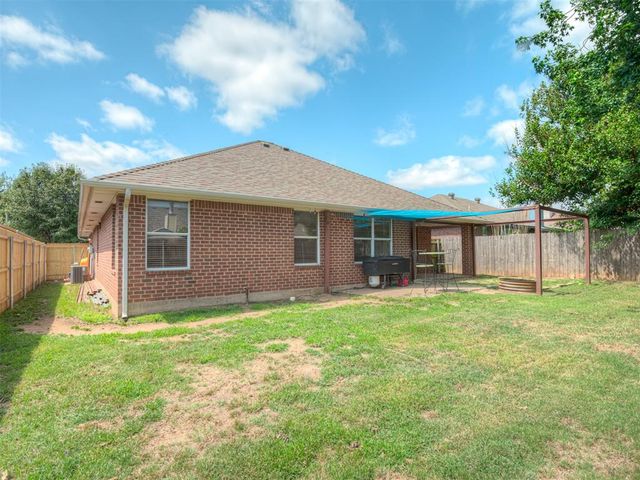 12317 NW 3rd Street, Yukon, OK 73099