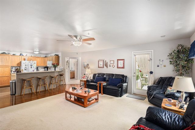 11347 N Woods Drive, Shelby Twp, MI 48317