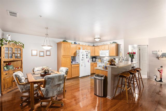11347 N Woods Drive, Shelby Twp, MI 48317