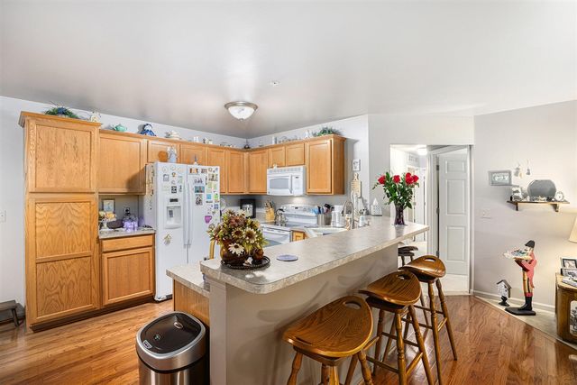 11347 N Woods Drive, Shelby Twp, MI 48317
