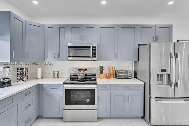 10245 SW 212th St, Cutler Bay, FL 33189