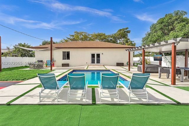 10245 SW 212th St, Cutler Bay, FL 33189