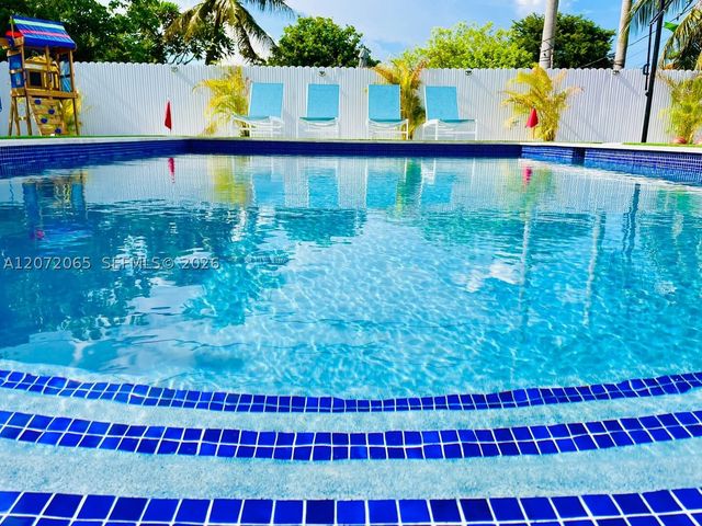 10245 SW 212th St, Cutler Bay, FL 33189