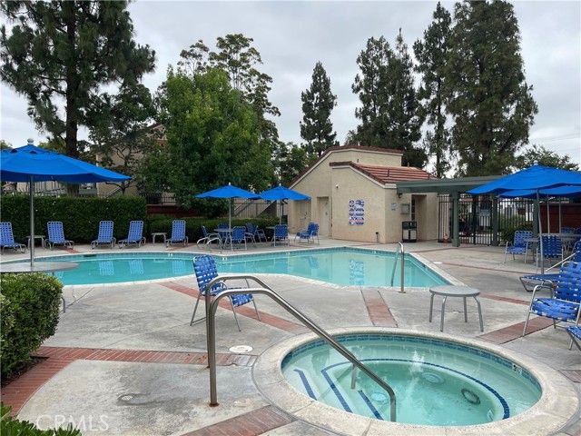 3580 W Sweetbay Court B, Anaheim, CA 92804