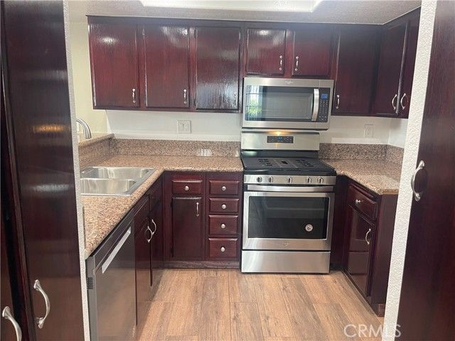 3580 W Sweetbay Court B, Anaheim, CA 92804