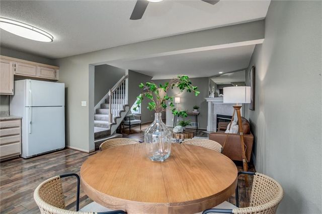 5820 NW Plantation Lane 187D, Lee's Summit, MO 64064