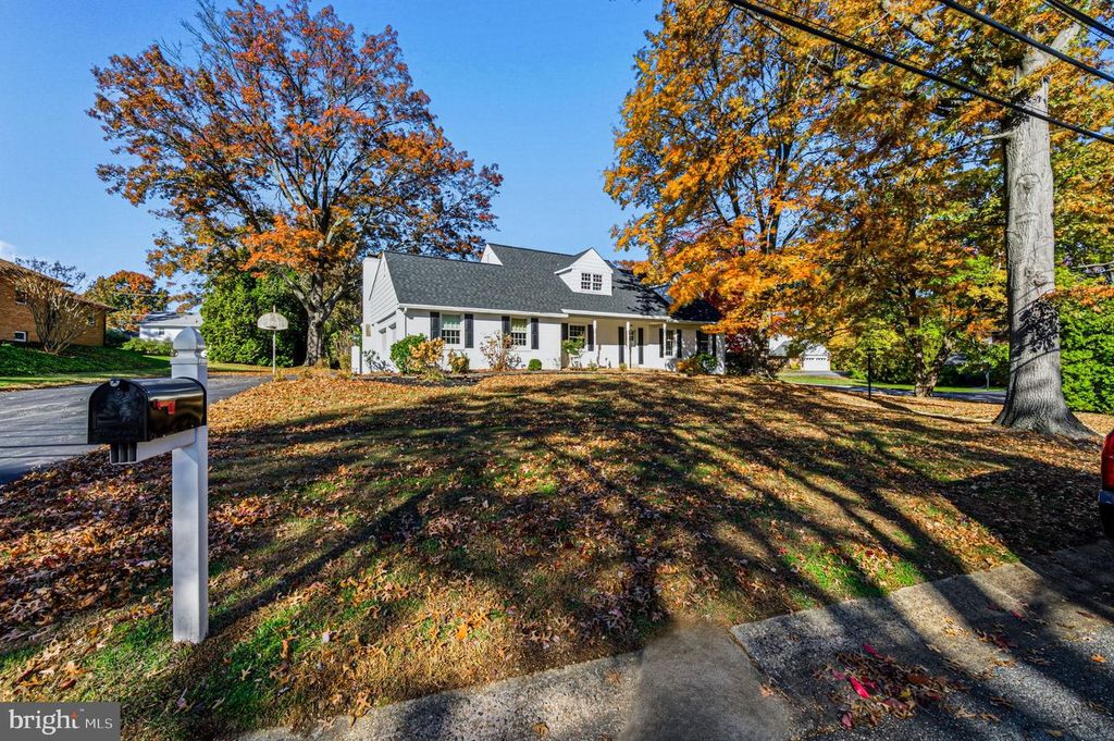 4559 SIMON RD, Wilmington, DE 19803