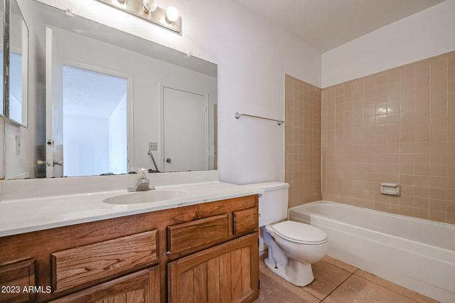 2726 W BROOKS Street, Chandler, AZ 85224