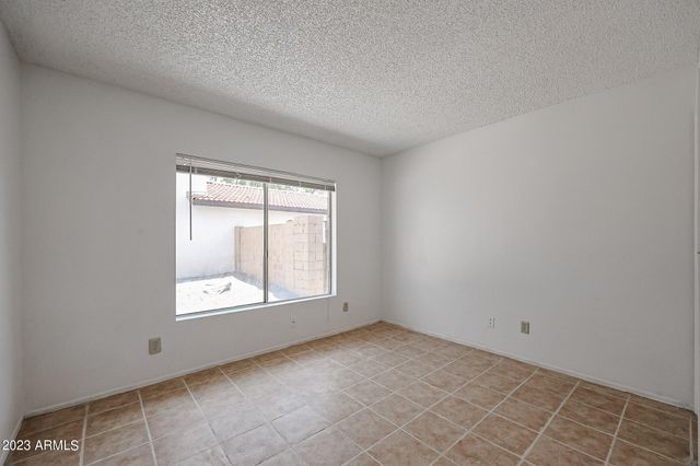 2726 W BROOKS Street, Chandler, AZ 85224