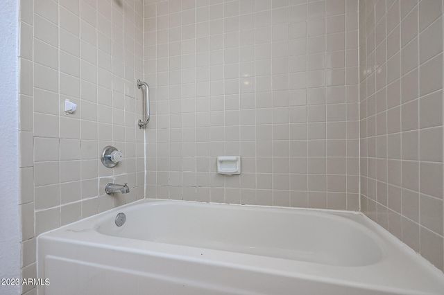 2726 W BROOKS Street, Chandler, AZ 85224