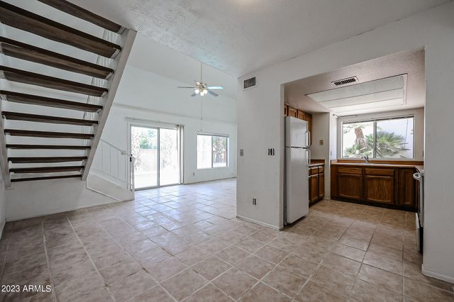 2726 W BROOKS Street, Chandler, AZ 85224