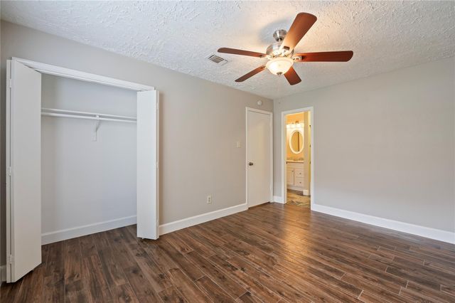 5434 Garden Village Drive, Houston, TX 77339